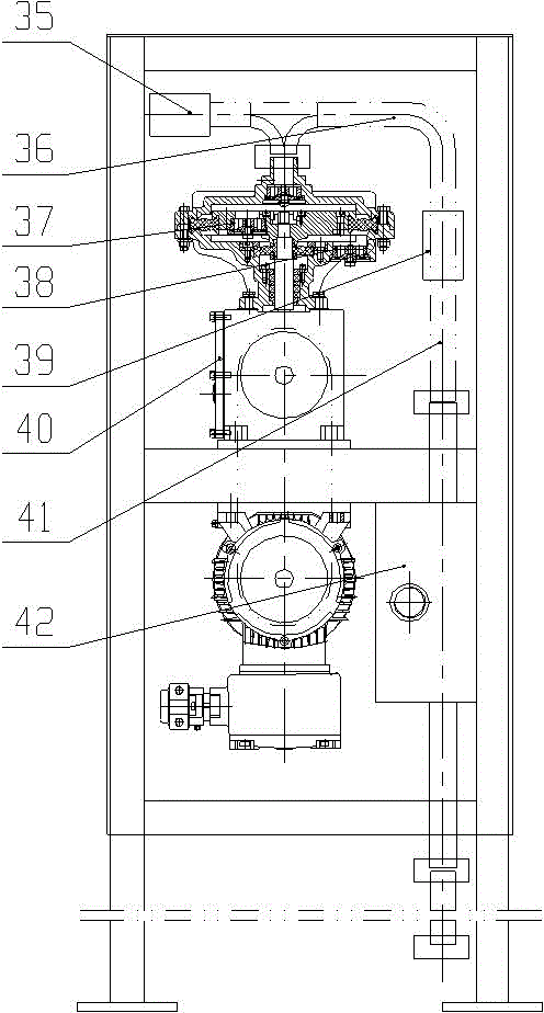 An external diaphragm type strong self-priming device