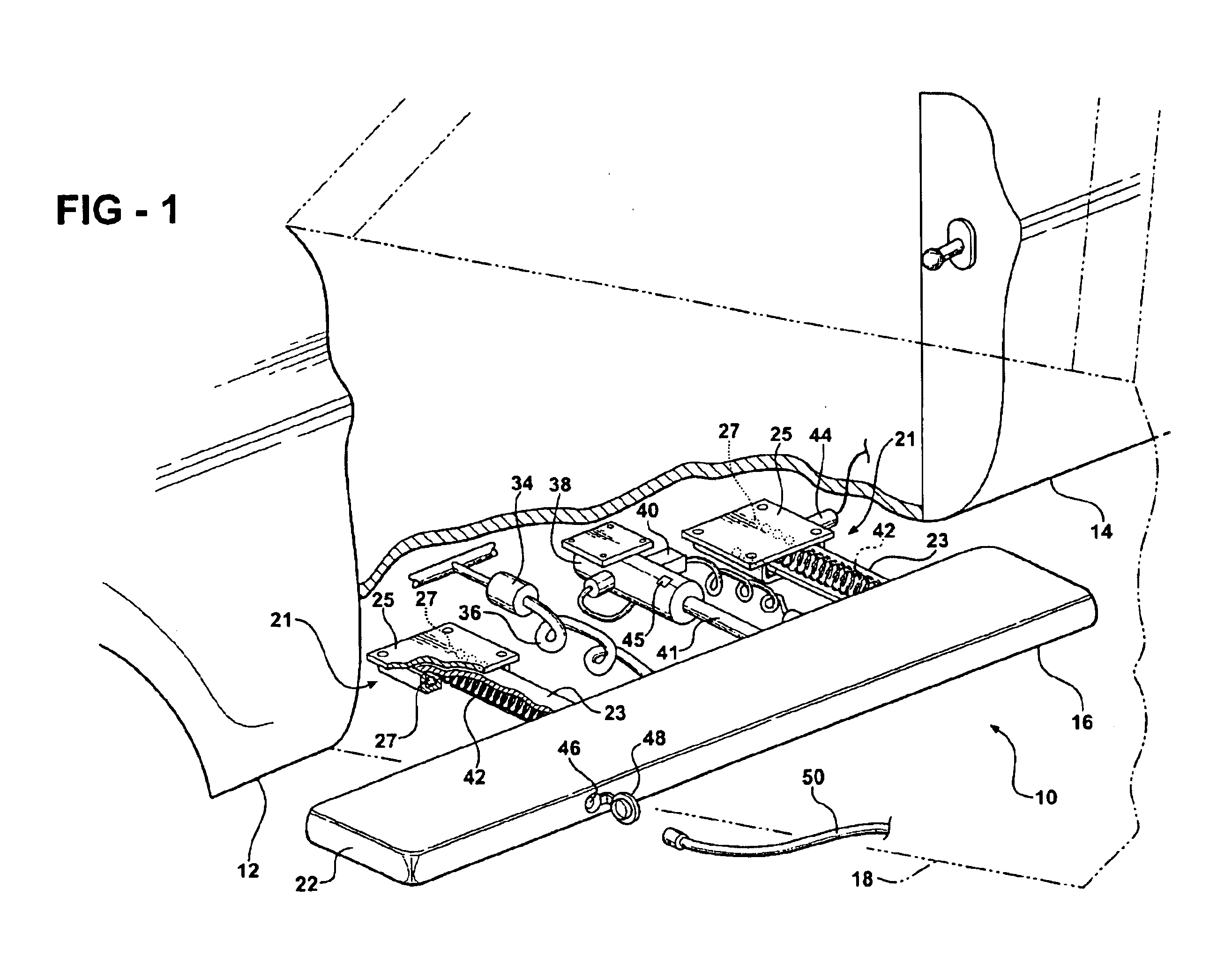 Powered deployable running board