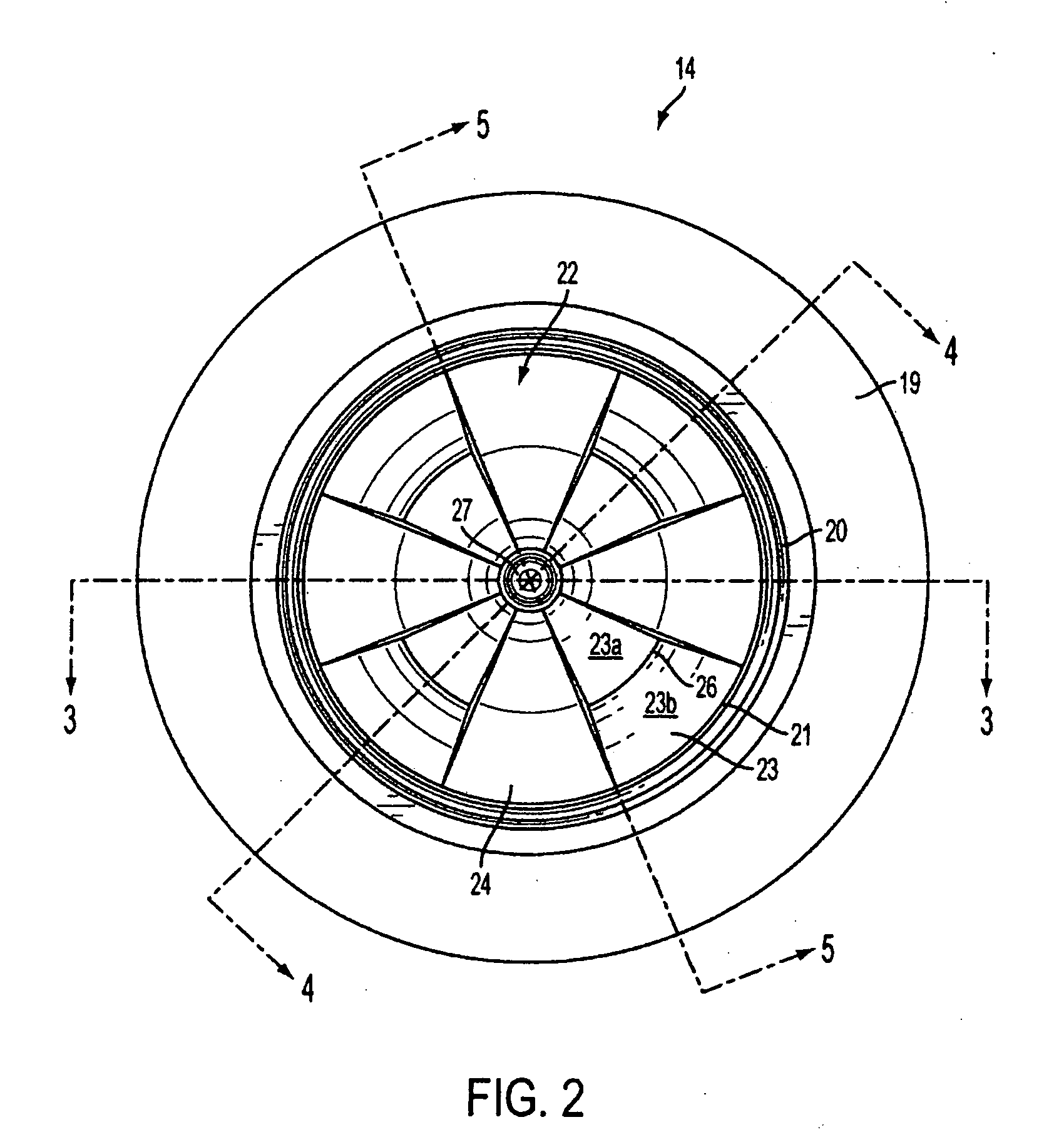 Plastic container base structure and method for hot filling a plastic container