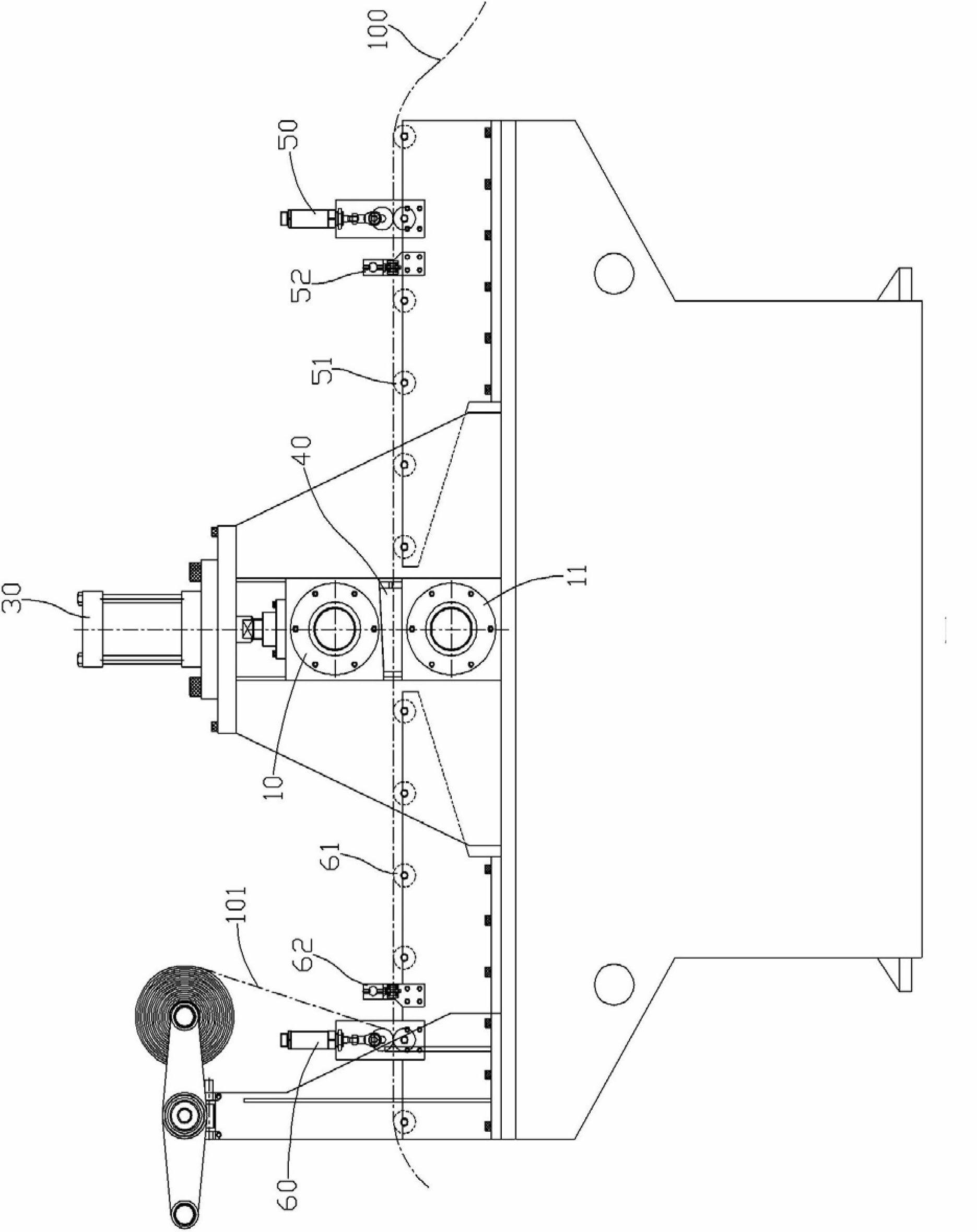 Metal plate embossing technology and corresponding metal plate embossing machine