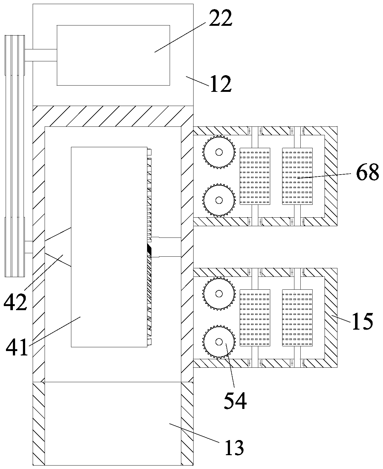 Crushing machine of raw material for preparing wood shaving artificial board