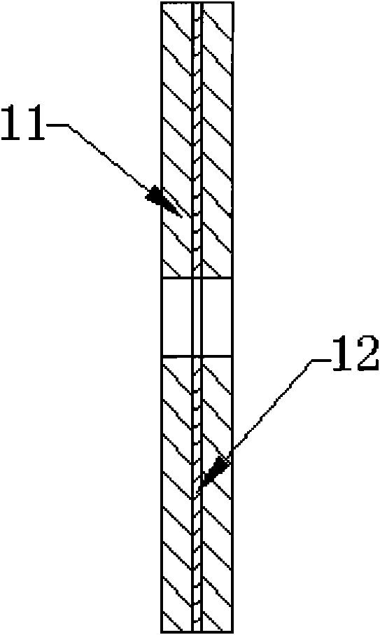 Pole shoe used for slow-wave heat dissipation of millimeter traveling wave tube and production method thereof