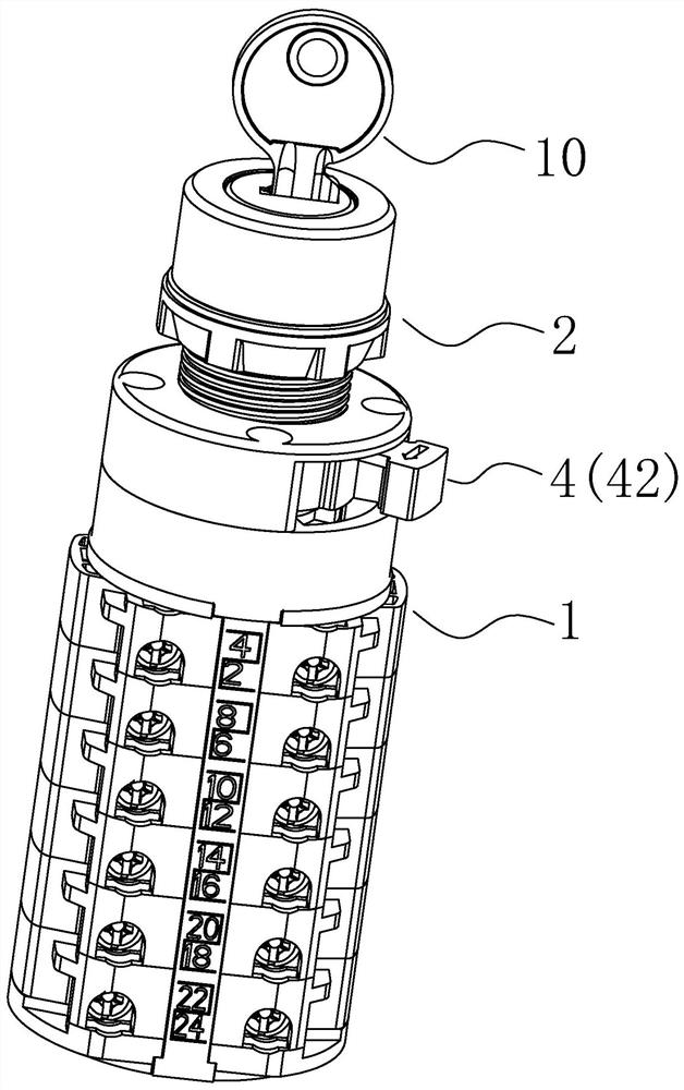 Key type universal change-over switch