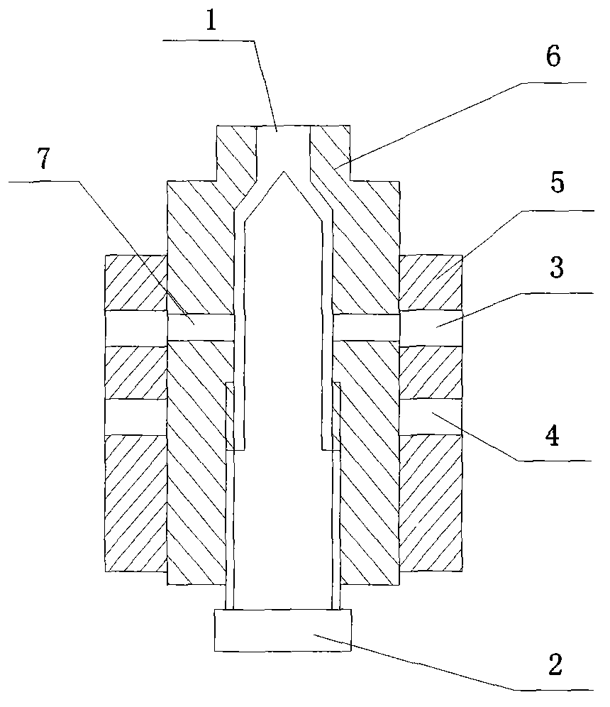 Sampling device used in satellite total leak rate testing leak detector