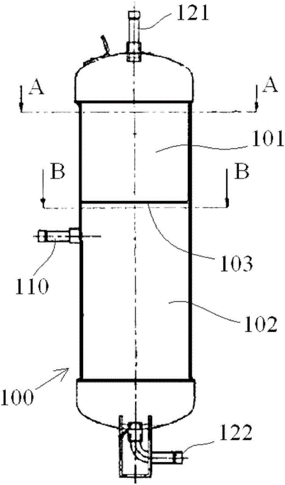 Flash tank and refrigerating system