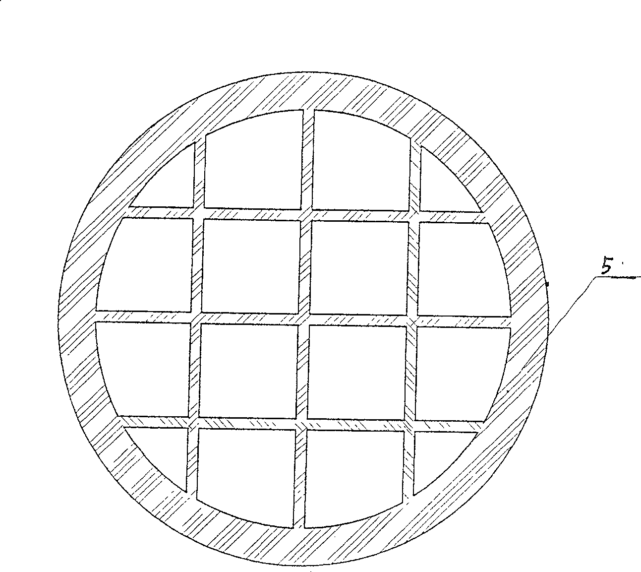 Manhole cover and method for producing same