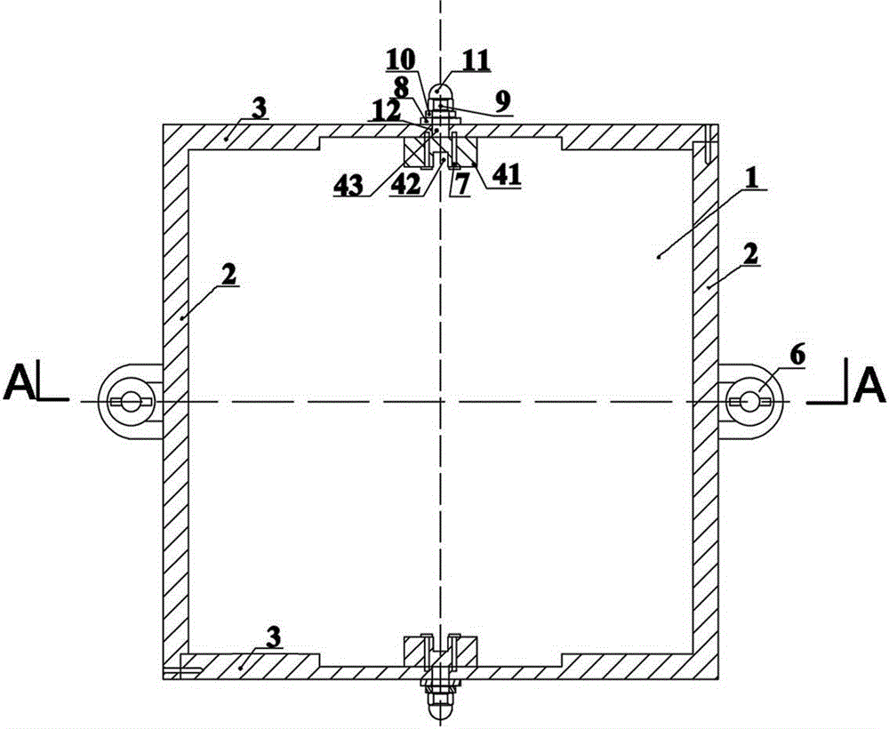 Mold for producing cracked rock test piece of different dip angles and production method thereof