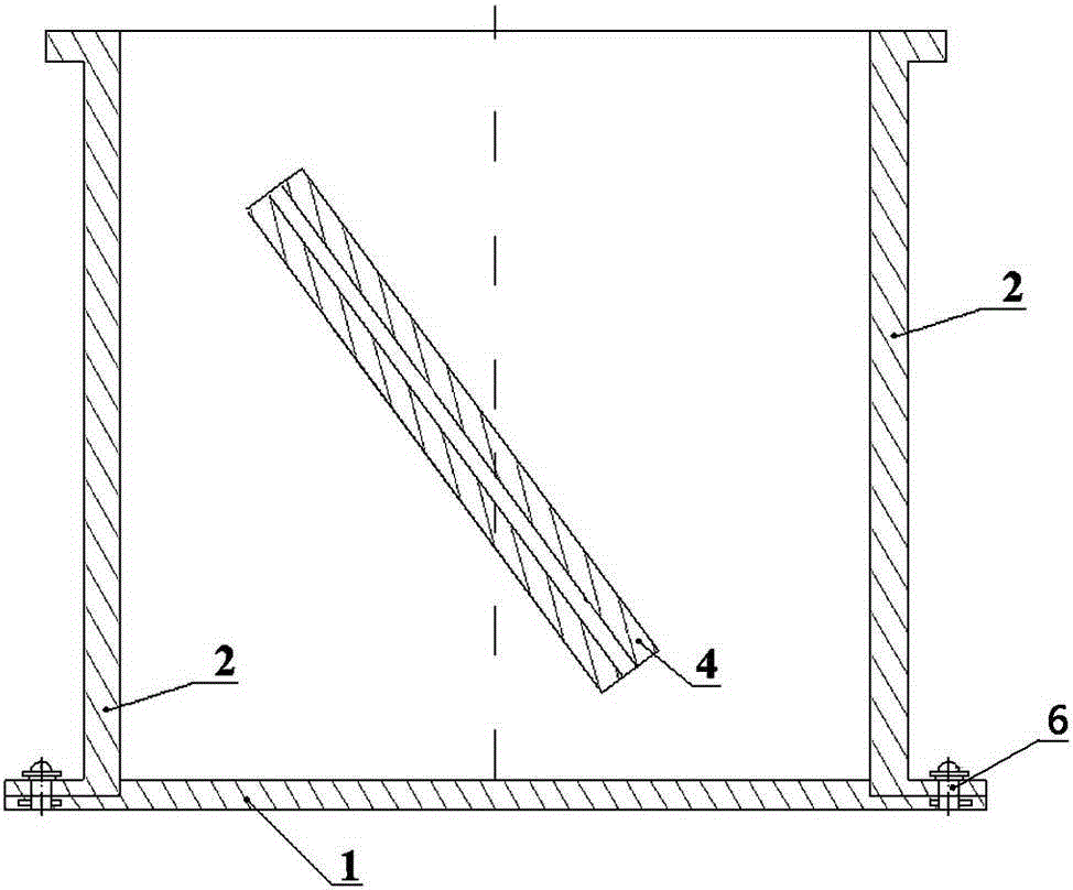 Mold for producing cracked rock test piece of different dip angles and production method thereof