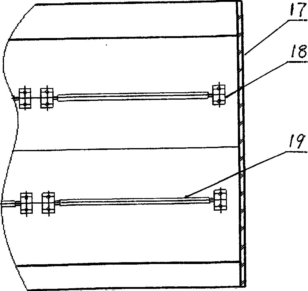 Stroboscopic illumination device for pavement detection