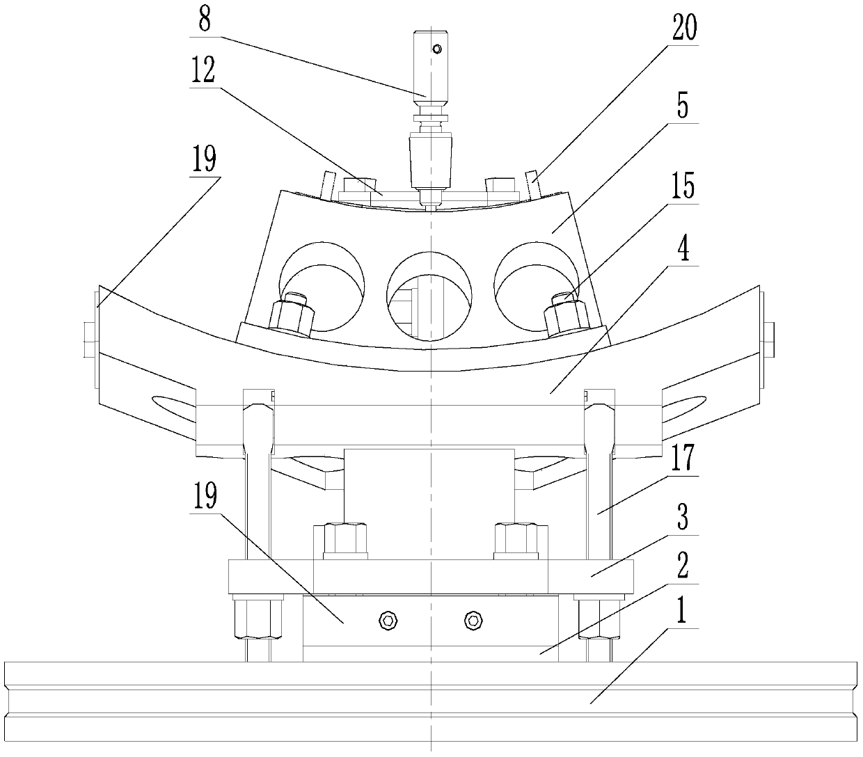 Universal adjusting centering clamping device