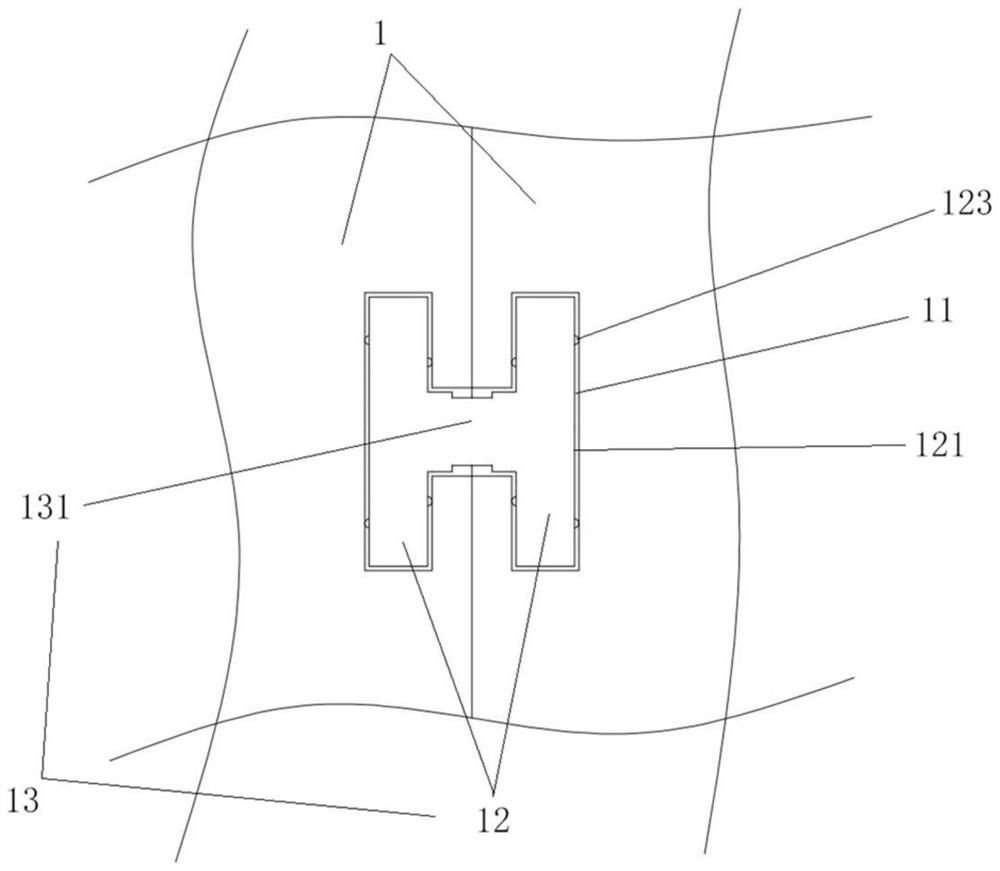 A precisely regulated probing signal transmitting device