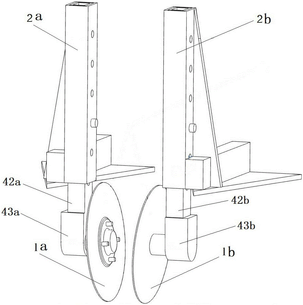 A sprocket type cotton stalk pulling mechanism