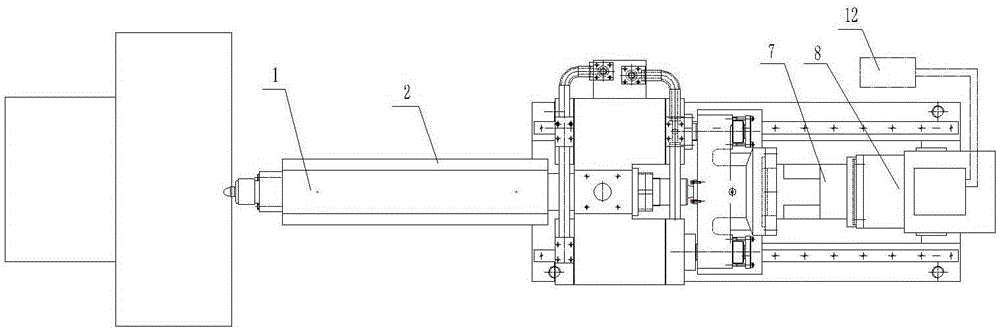 A Plasticizing and Receiving Structure for an Injection Blow Machine