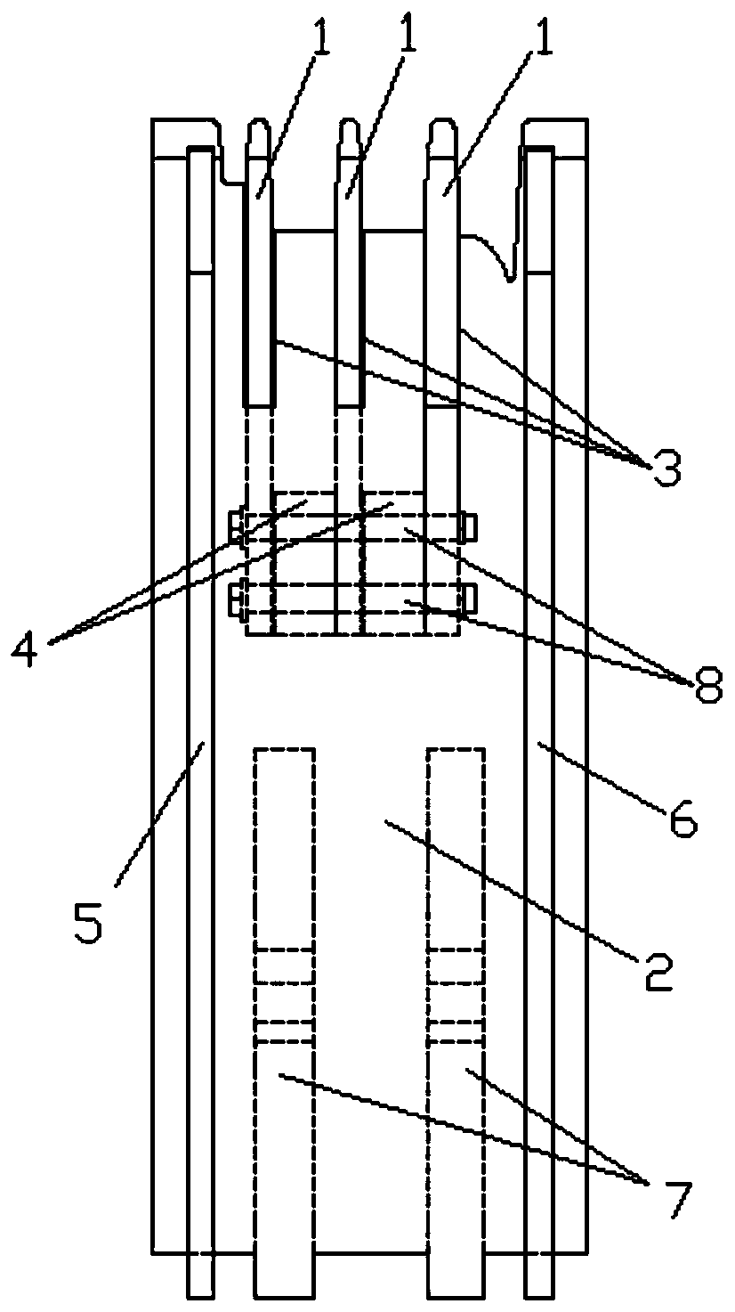 Replaceable type hot-rolled caterpillar band steel outlet guide device