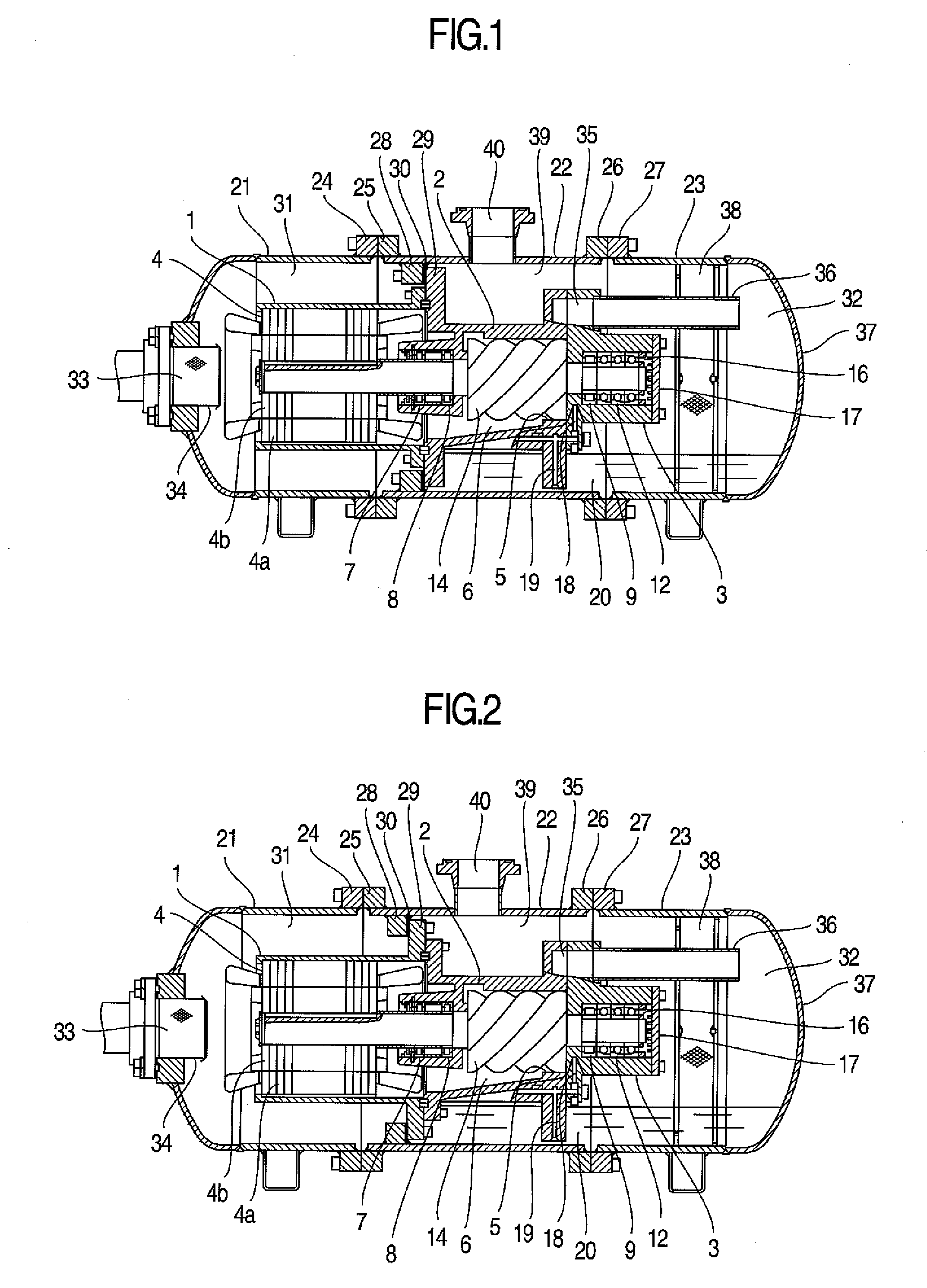 Screw compressor