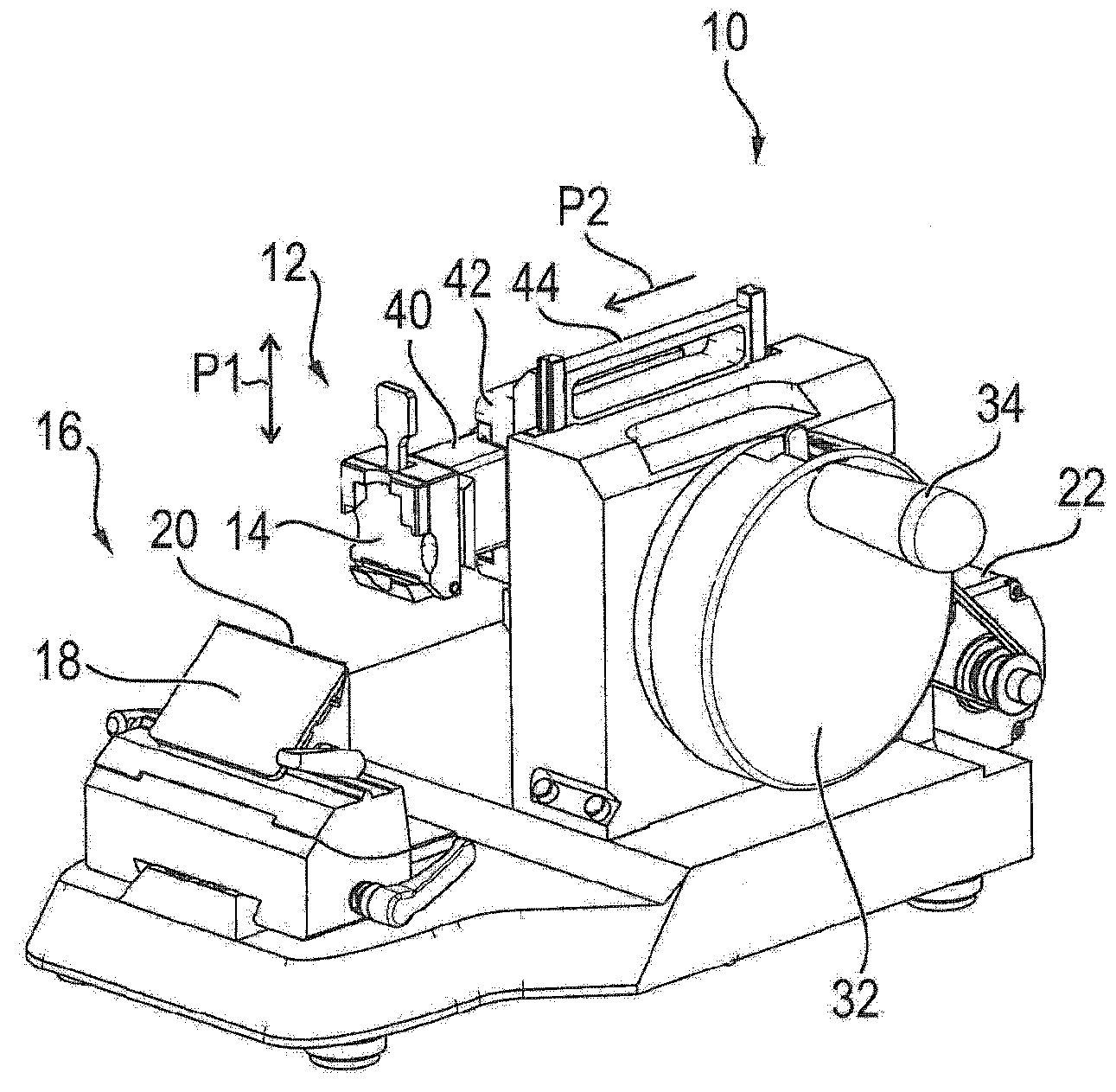 Microtome having a piezoelectric linear actuator