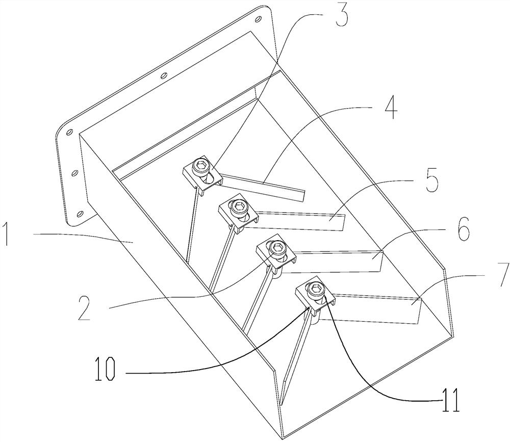 A machine tool cooling emulsion defoaming device and defoaming method