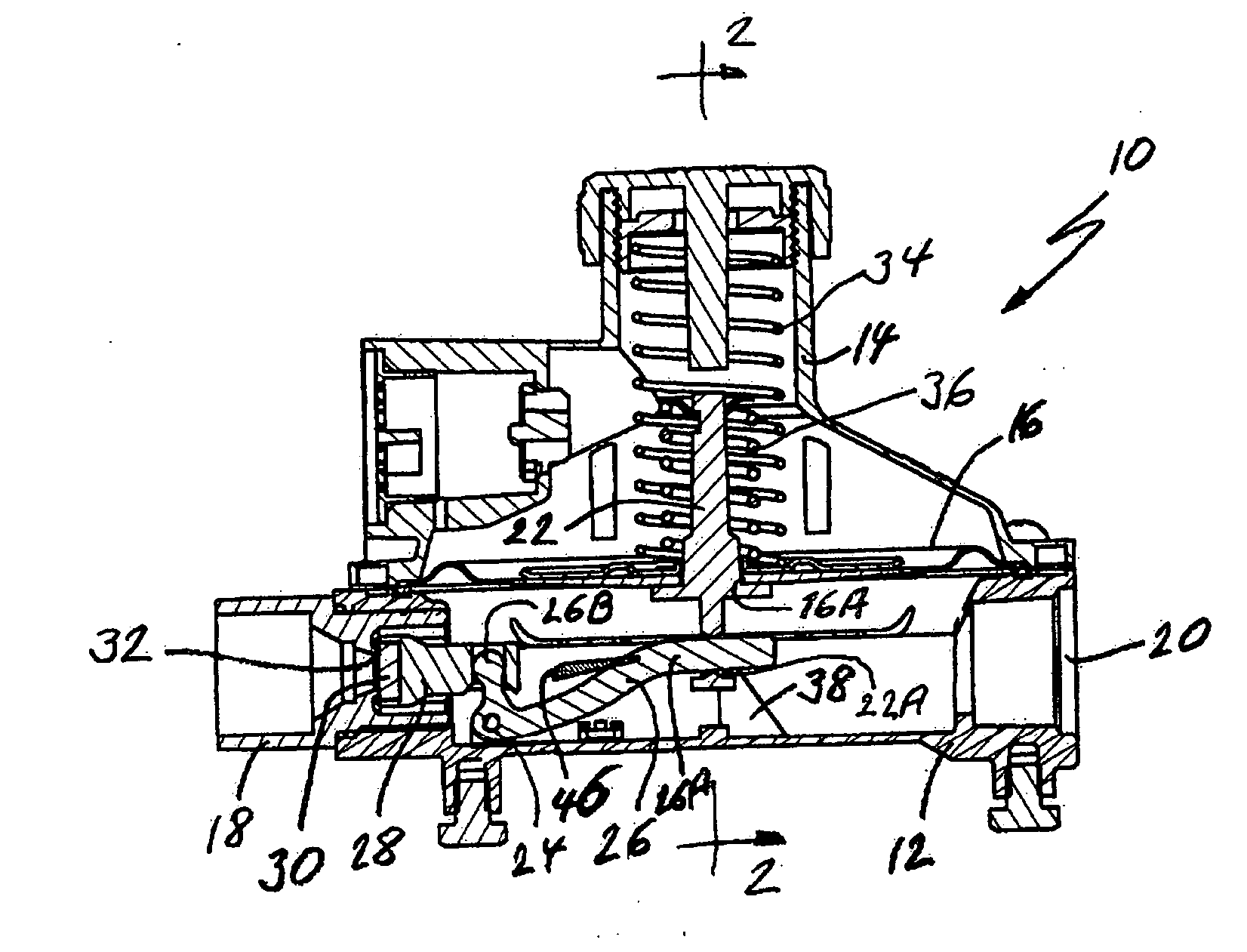 Gas pressure regulator having a vibration damping abutment