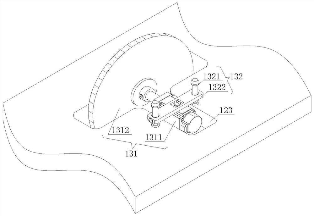 Safe wood cutting device for production of pet house made from waste wood