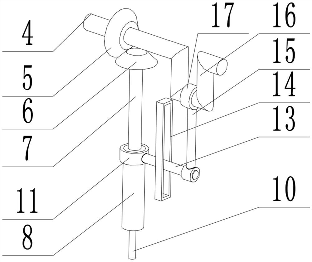 Plastic product perforating device capable of avoiding heating deformation