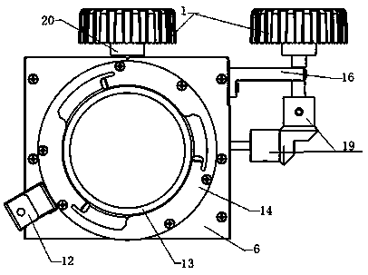 Projector lens adjusting device