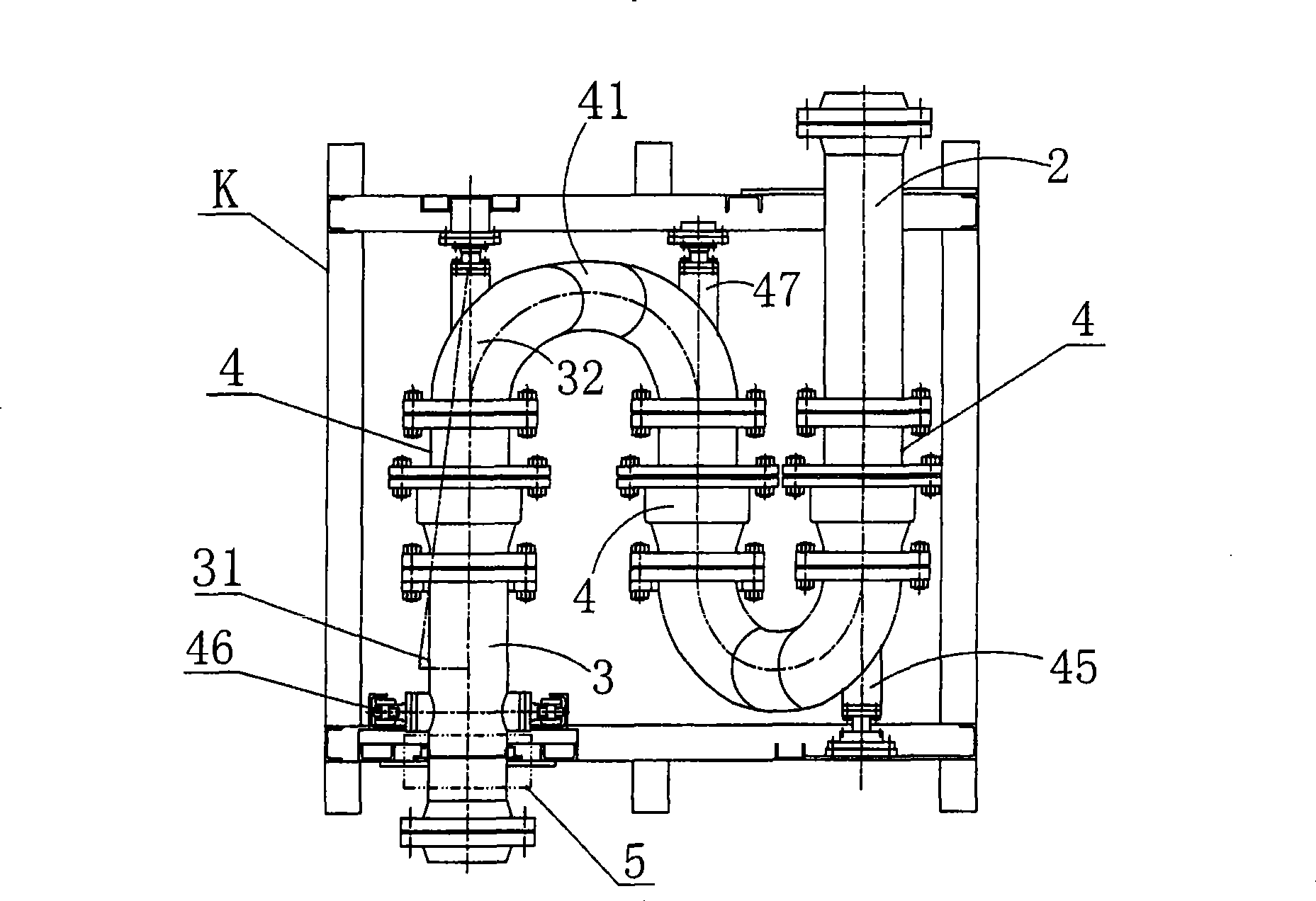 Flexible apparatus of balanced type movable hood