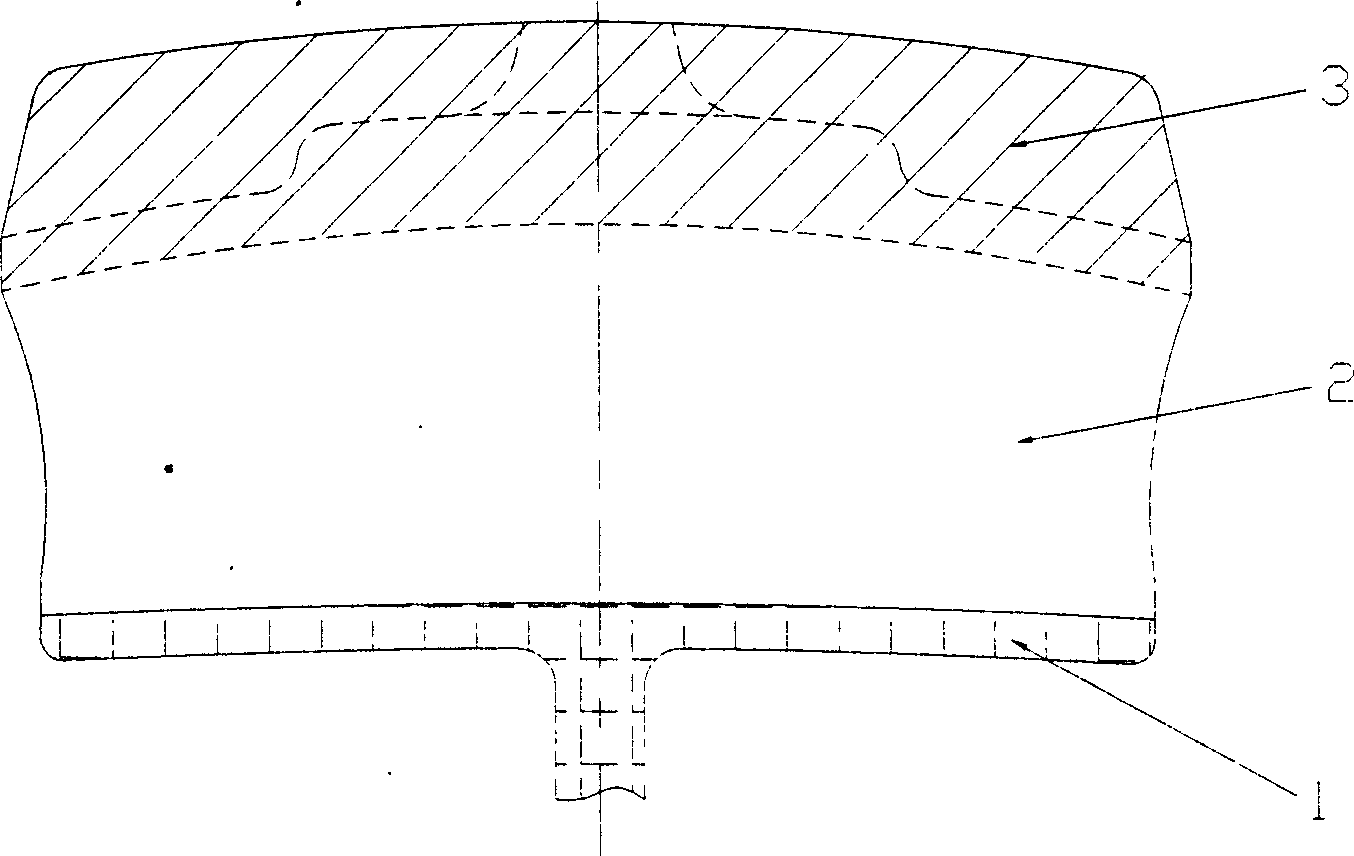 Polyurethane solid tyre and manufacturing method thereof