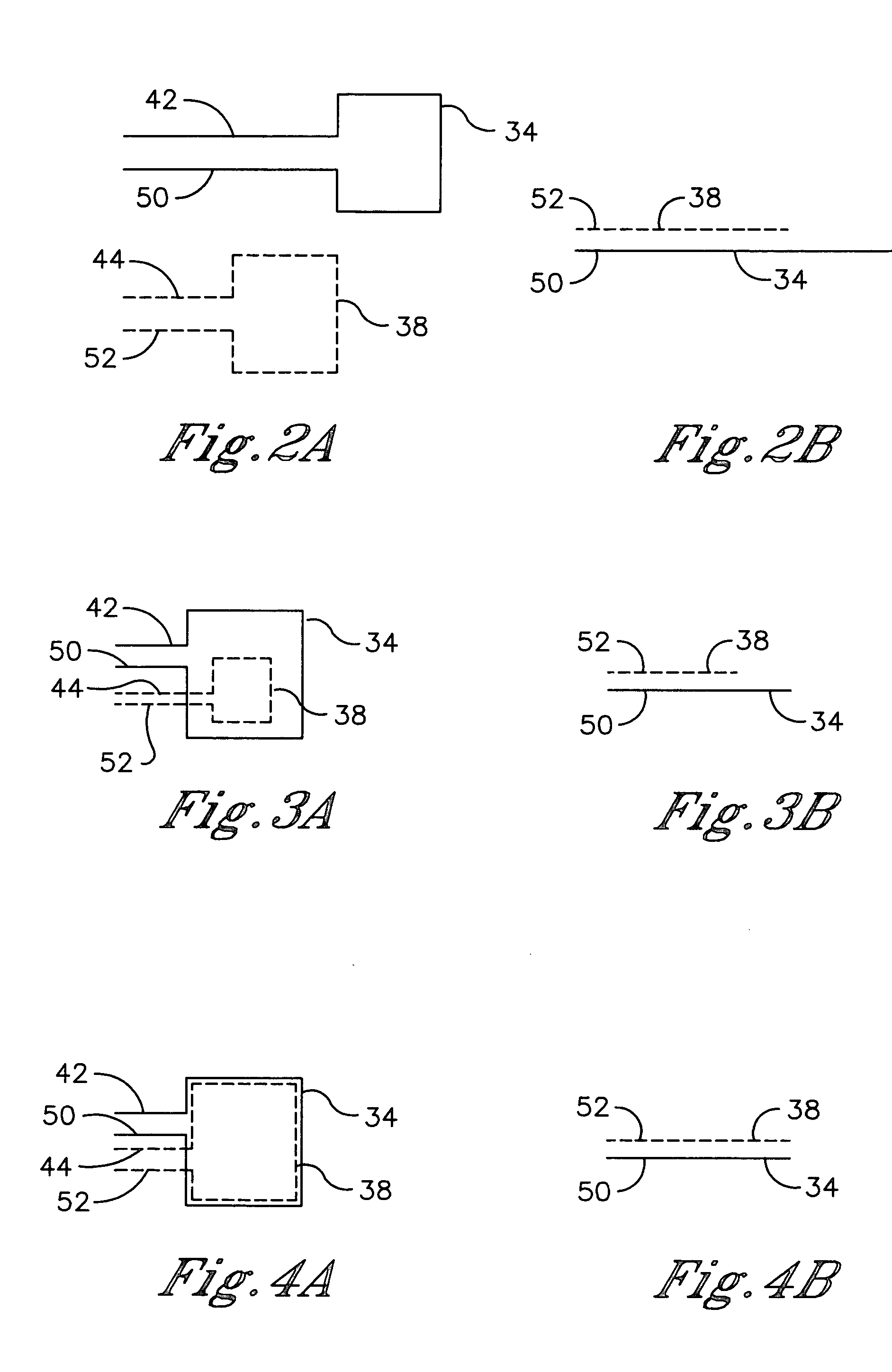 Antenna array for an RFID reader compatible with transponders operating at different carrier frequencies