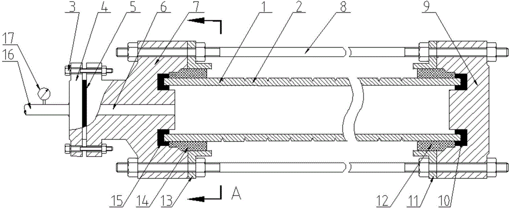 Liquid inner high-pressure crack initiation method for root of annular groove in surface of tube blanking