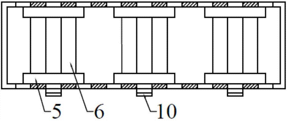 Fiber reinforced composite material fusing and steeping device capable of achieving tension online adjustment and preparation method