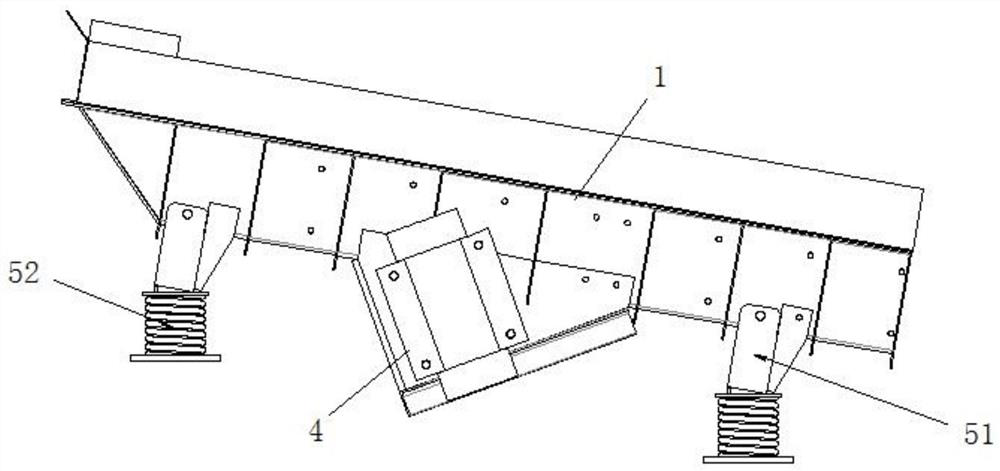 Pretreatment device for preparing colloidal particles by using waste tire rubber blocks