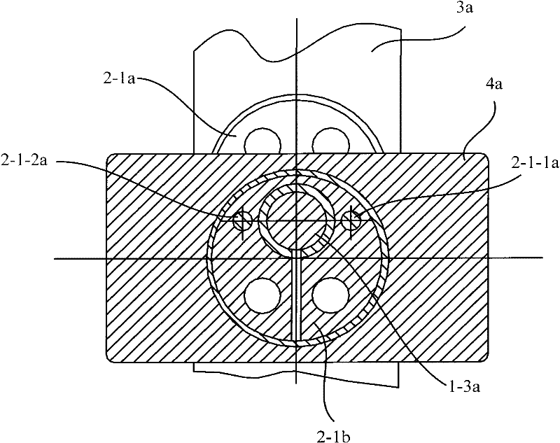 Crank-round slider mechanism, crank shaft thereof and equipment using same