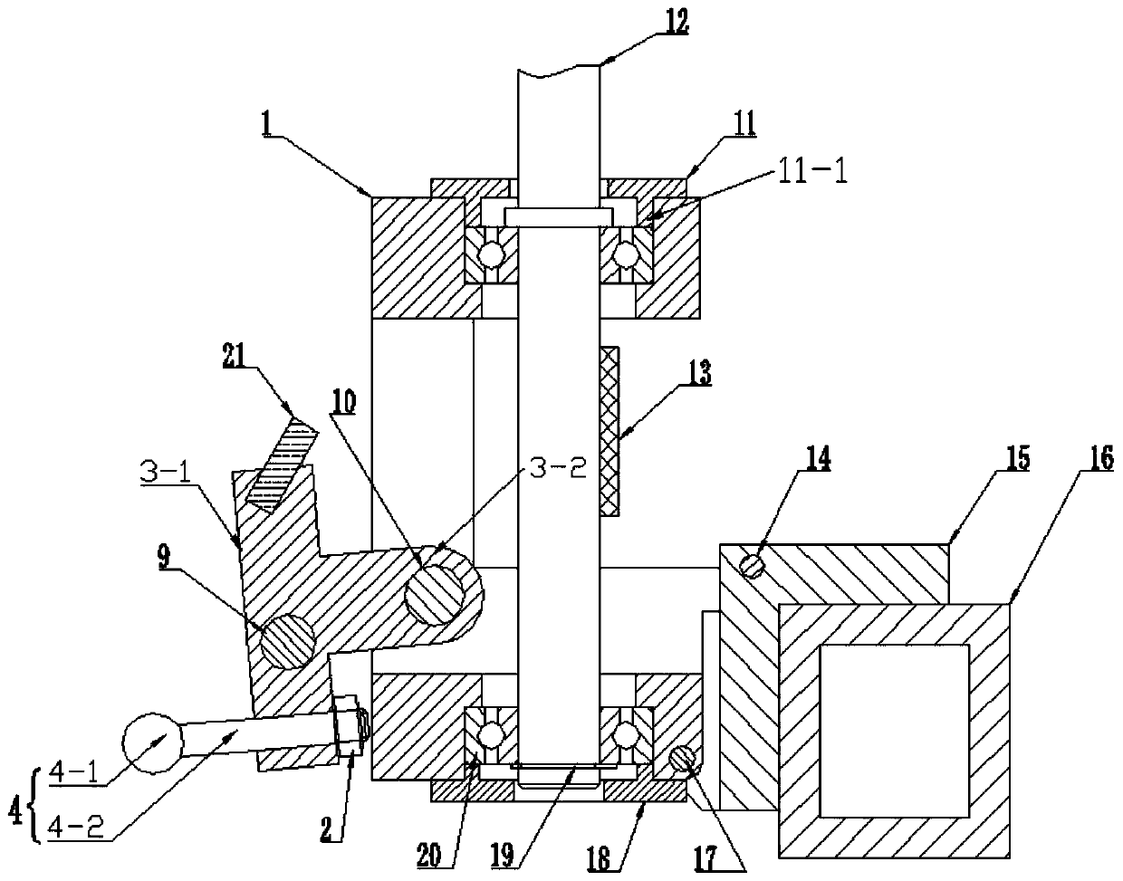 Main transmission device for strip wrapping machine