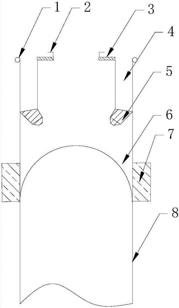 Filtering device capable of automatic cleaning