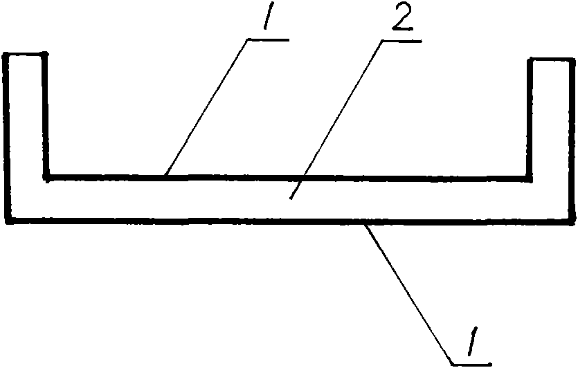 Low foamed multi-layer plastic building template and method for manufacturing same