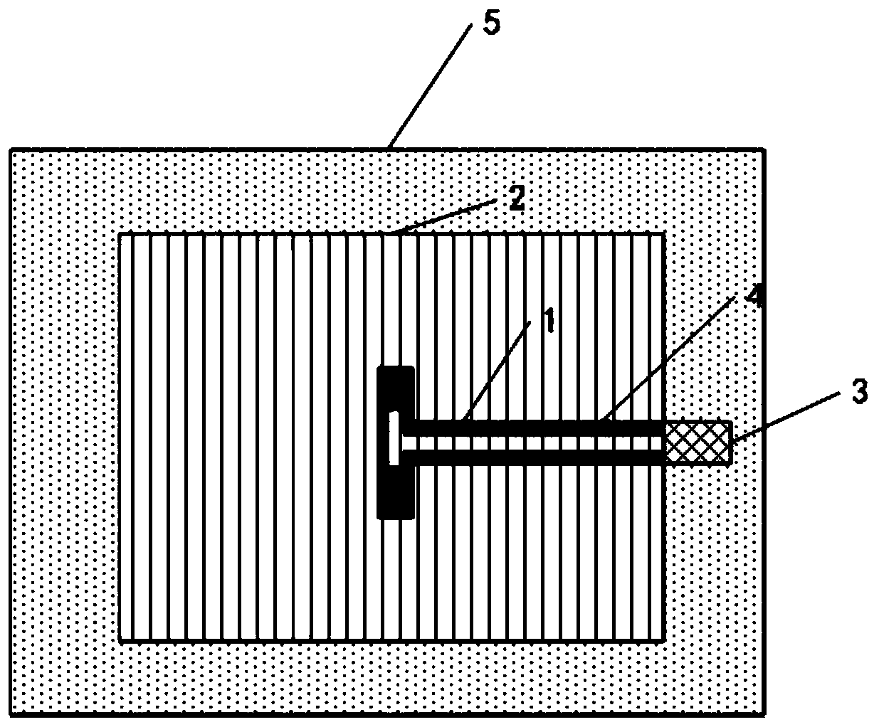 Microwave deicing method based on high dielectric constant material covering road surface