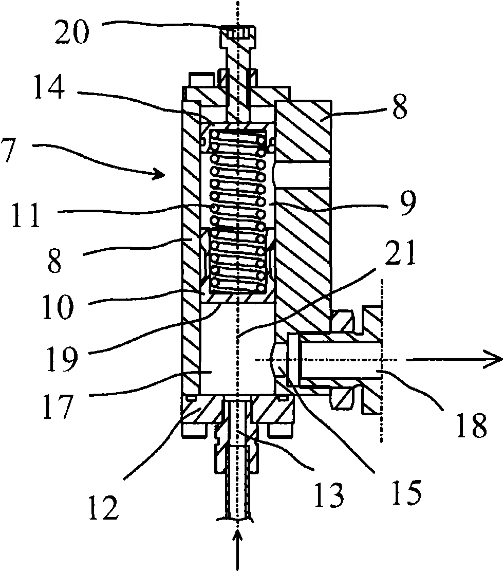 Attenuator for damping pressure fluctuations in a hydraulic system