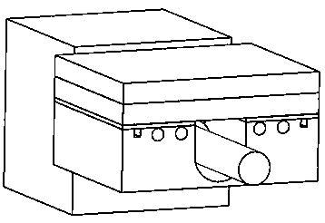 A reversing valve and reversing method for controlling on-off of microfluidic pipeline