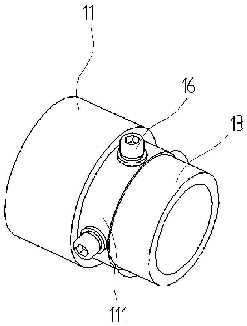 Powder flow pattern detection apparatus in spiral conveyer pipe and compression perception flow pattern identification method