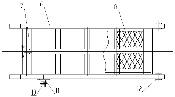 Swinging ladder with locking mechanism and locking method