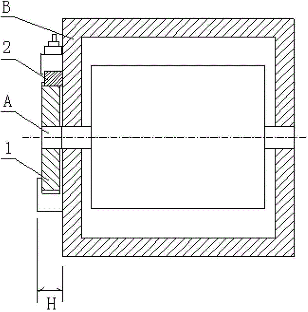 Automatic locking mechanism for tooth-shaped revolving shaft