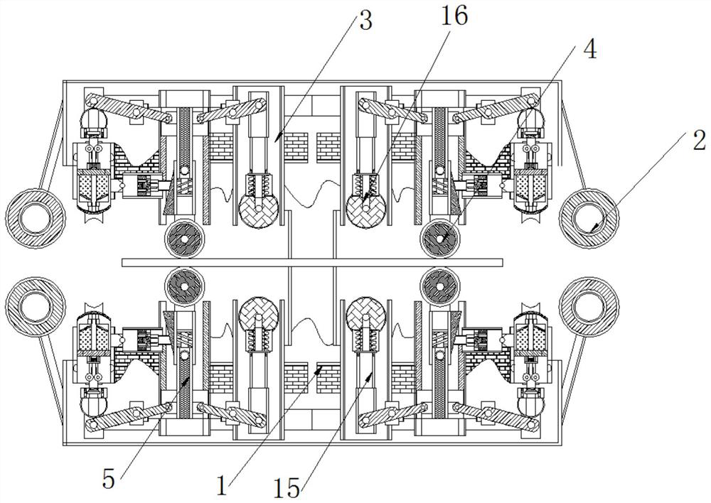 Energy-saving device capable of automatically adjusting humidification amount according to thickness of textile materials