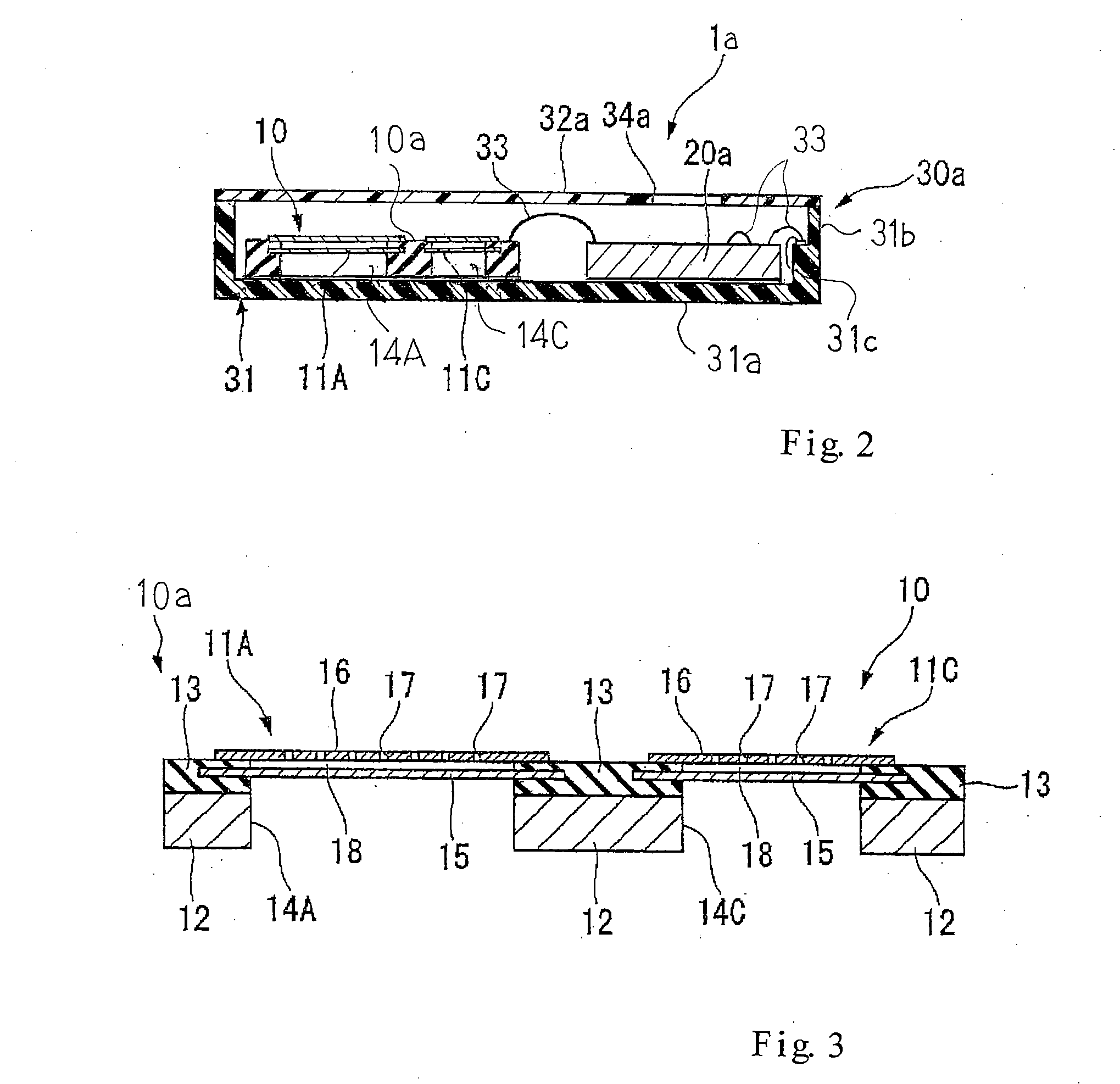 Sensitive silicon microphone with wide dynamic range