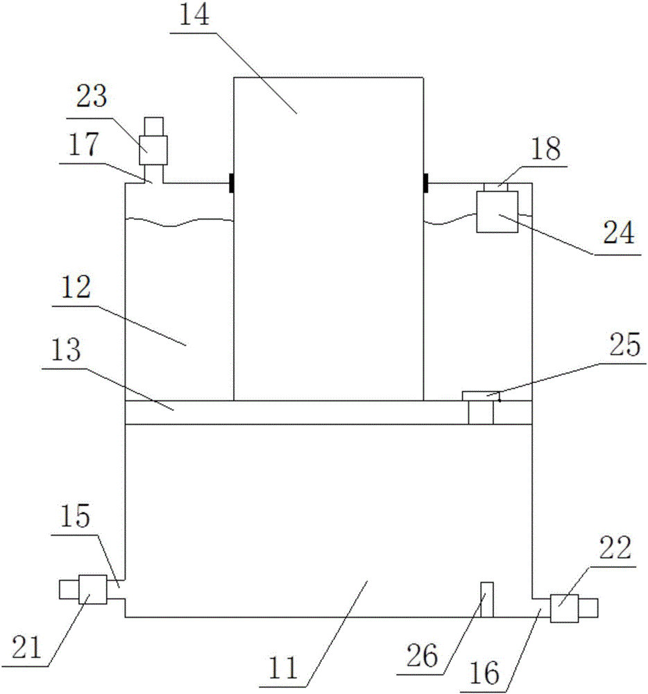 Cold water recycling device, shower system and cold water recycling method