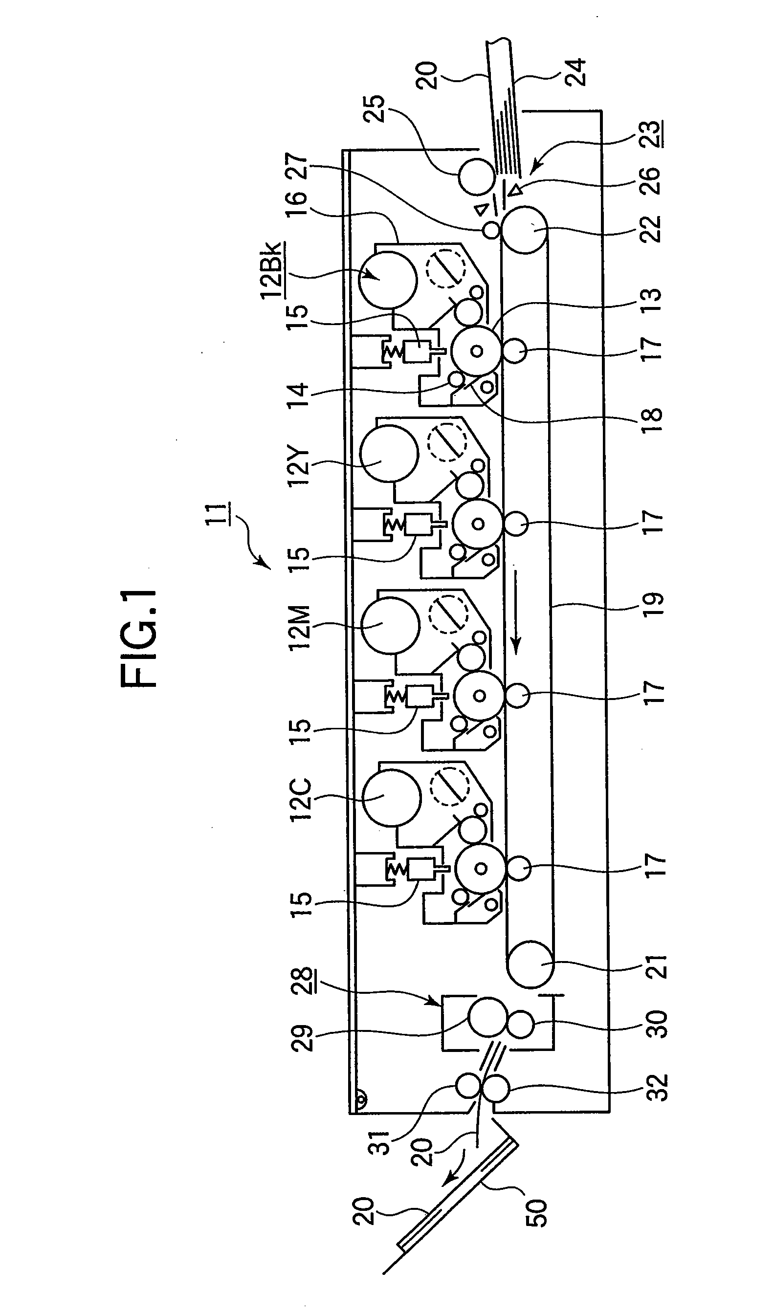 Medium discharging mechanism and image forming apparatus that employs the medium discharging mechanism