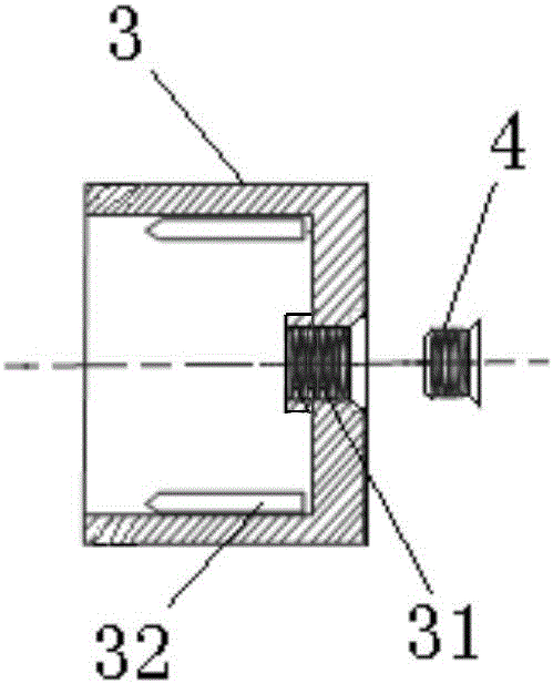 A universal joint transmission lubricating device for easy maintenance