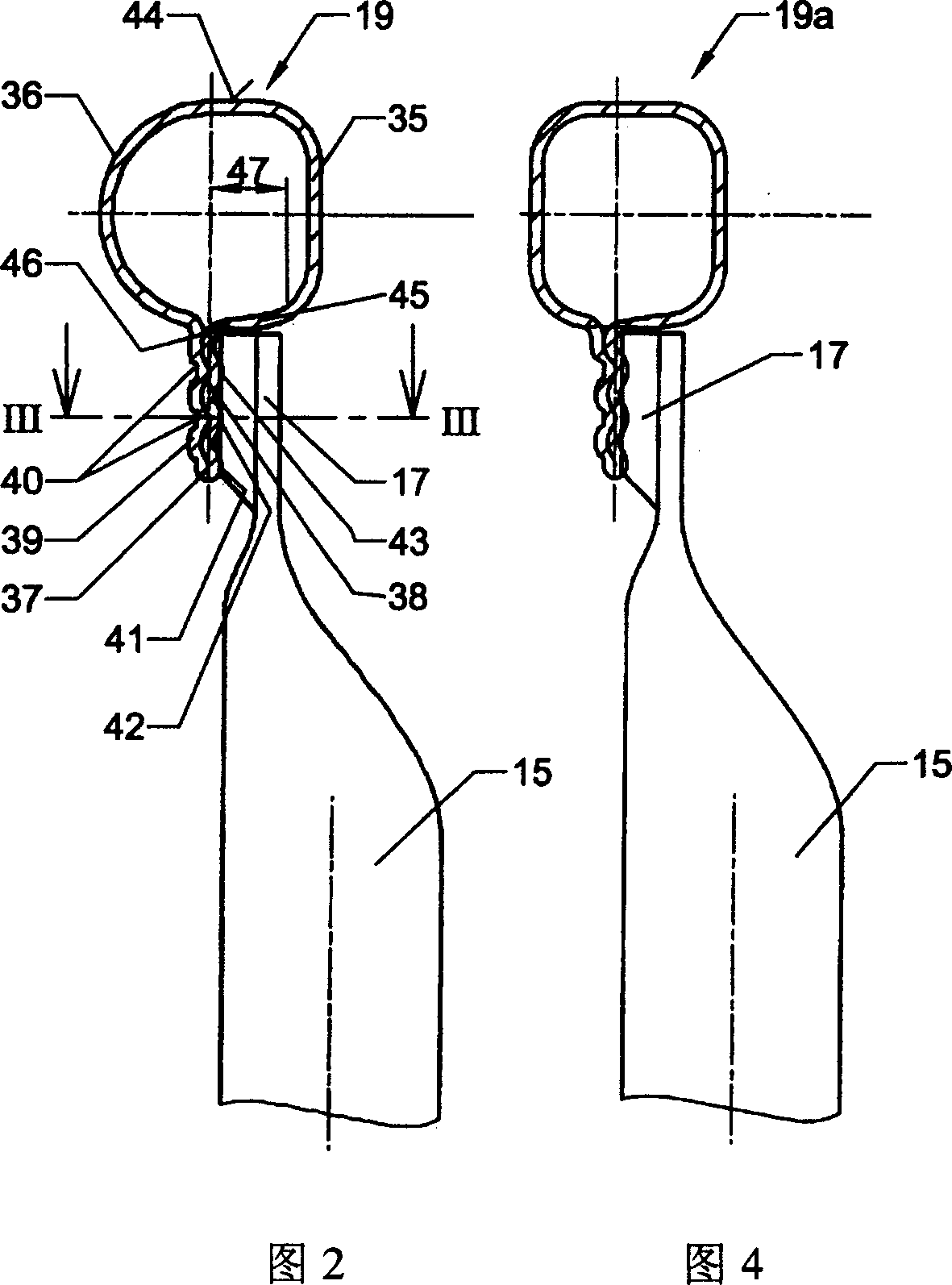 Transport and storage container for liquids