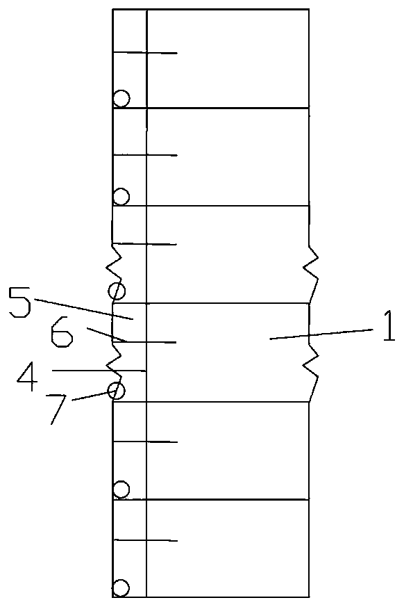 Automatic tide receiving layered water intaking gate device of seawater artificial lake and using method of automatic tide receiving layered water intaking gate device