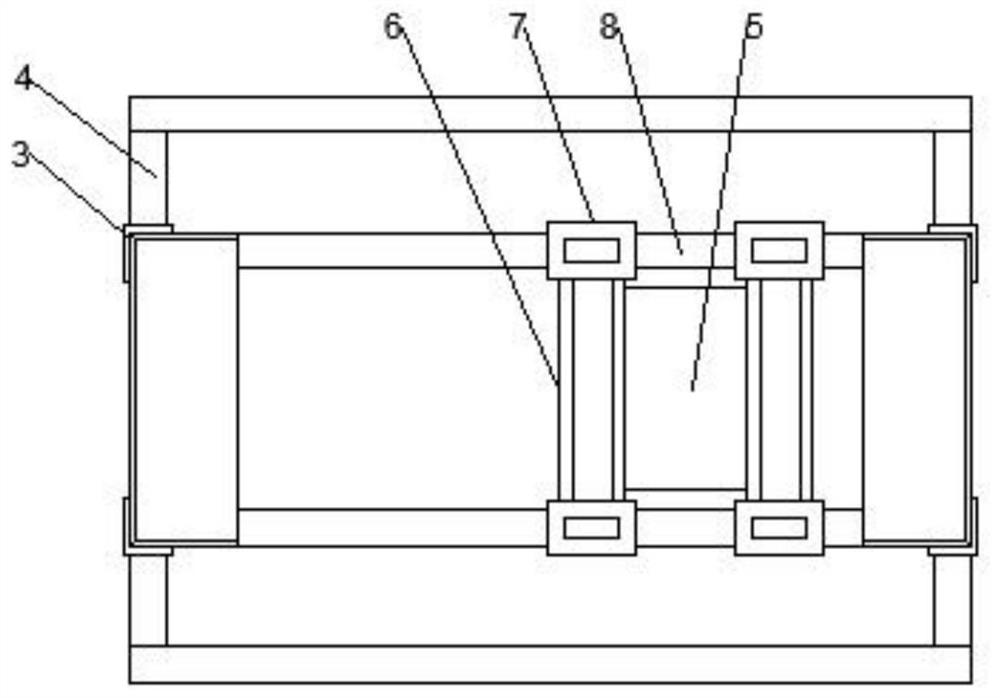 Automatic sponge feeding device