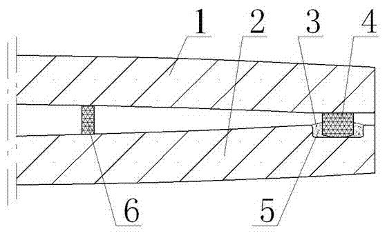 Convex vacuum glass welded by glass solders in microwave manner and subjected to edge sealing by groove, and manufacturing method of glass